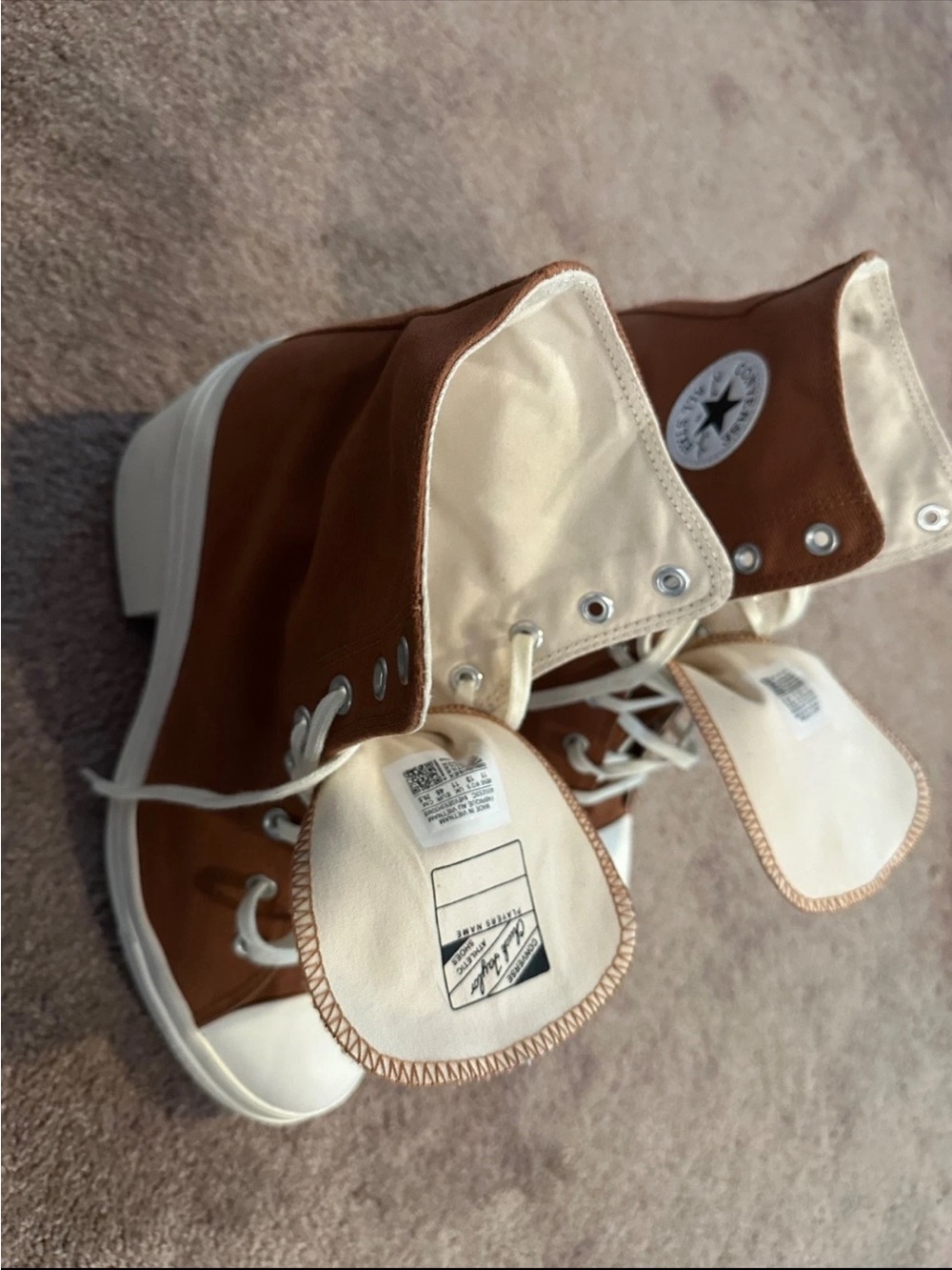 Converse Chuck Taylor High Top 70 De Lux heel Sneakers